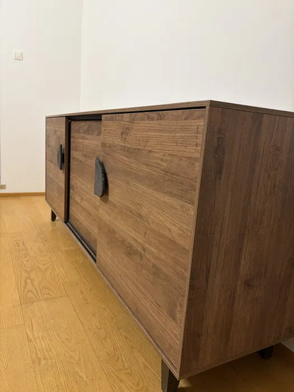 Stilren sideboard/byrå