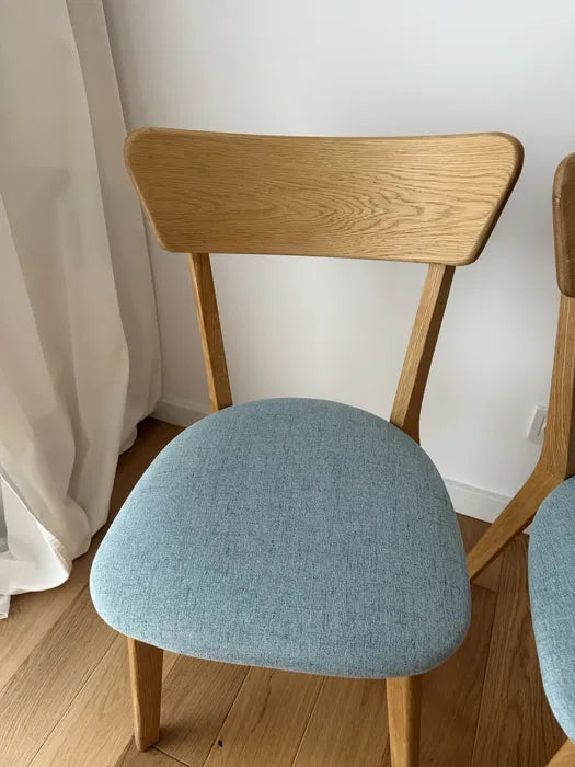 4x matstolar i massivt trä